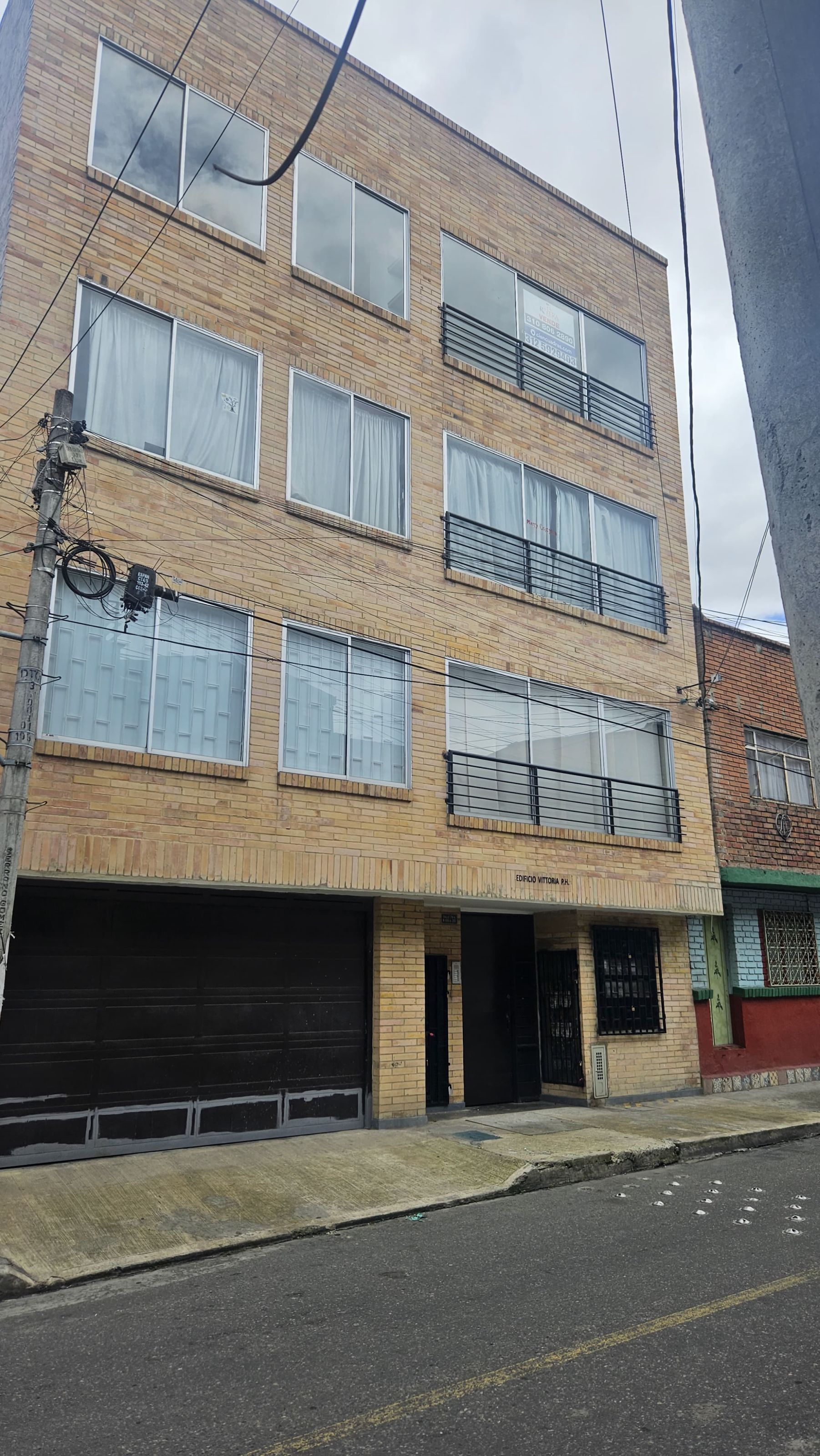 Apartamento en venta Cundinamarca Bogotá Las Ferias 54 m2 Habitaciones 3 Baños 2 Garajes 1 Precio $310000000