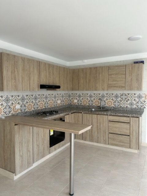 Apartamento en arriendo Valle Del Cauca Palmira Ub Altamira 110 m2 Habitaciones 3 Baños 2 Garajes 0 Precio $1250000