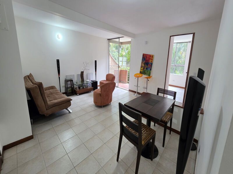 Apartamento en venta Antioquia Medellín El Poblado 80 m2 Habitaciones 3 Baños 2 Garajes 1 Precio $650000000
