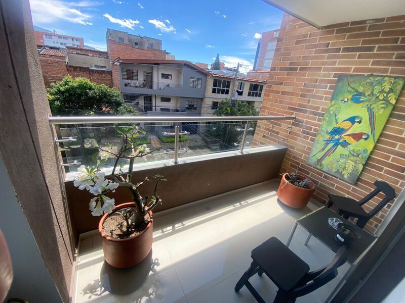 Apartamento en venta Antioquia Medellín Rosales 100 m2 Habitaciones 3 Baños 2 Garajes 1 Precio $750000000