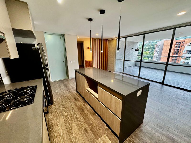 Apartamento en venta Antioquia Envigado Asd 117 m2 Habitaciones 3 Baños 3 Garajes 2 Precio $1060000000