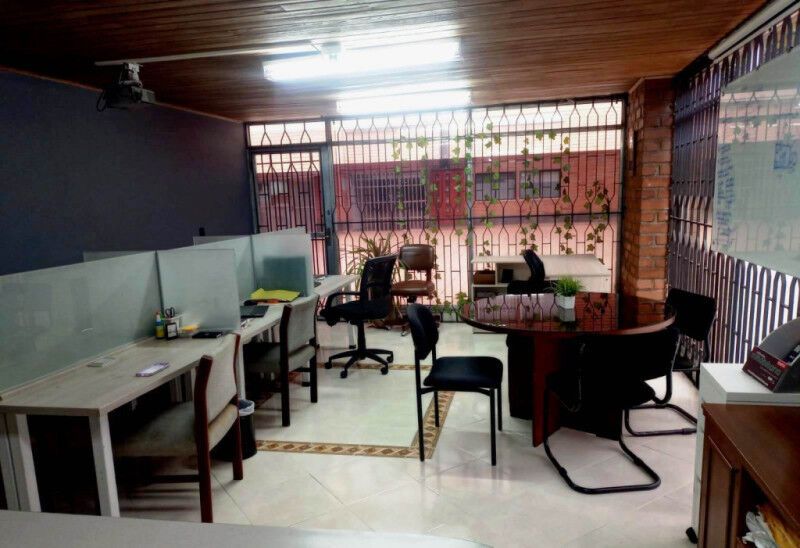 Oficina en arriendo Antioquia Medellín Los Conquistadores 23 m2 Habitaciones 0 Baños 1 Garajes 0 Precio $1620000