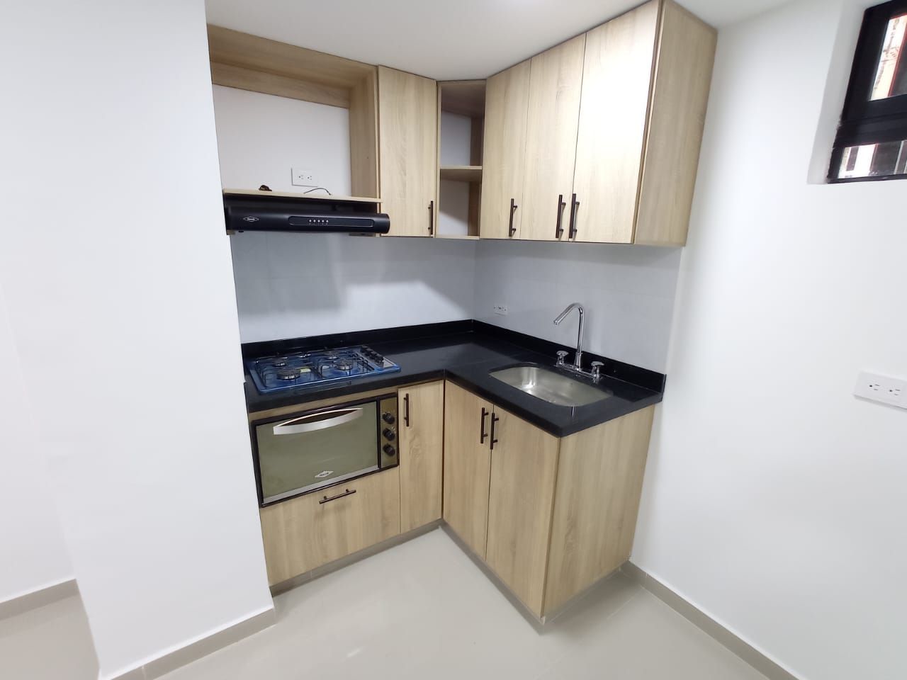 Apartaestudio en arriendo Antioquia Medellín Las Acacias 25 m2 Habitaciones 1 Baños 1 Garajes 0 Precio $1800000