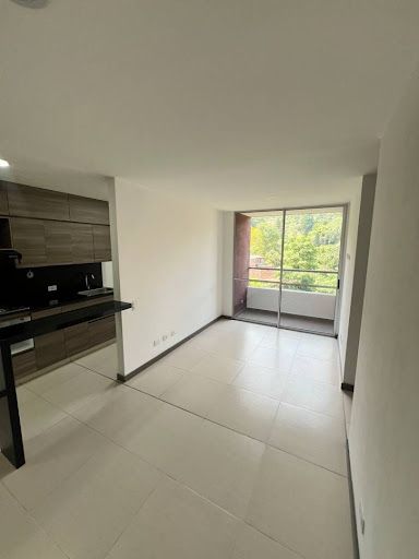 Apartamento en arriendo Antioquia Sabaneta La Florida 70 m2 Habitaciones 3 Baños 2 Garajes 1 Precio $2700000