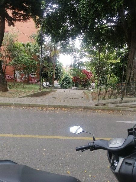 Local en arriendo Antioquia Envigado Loma Del Atravesado 16 m2 Habitaciones 0 Baños 1 Garajes 0 Precio $2500000