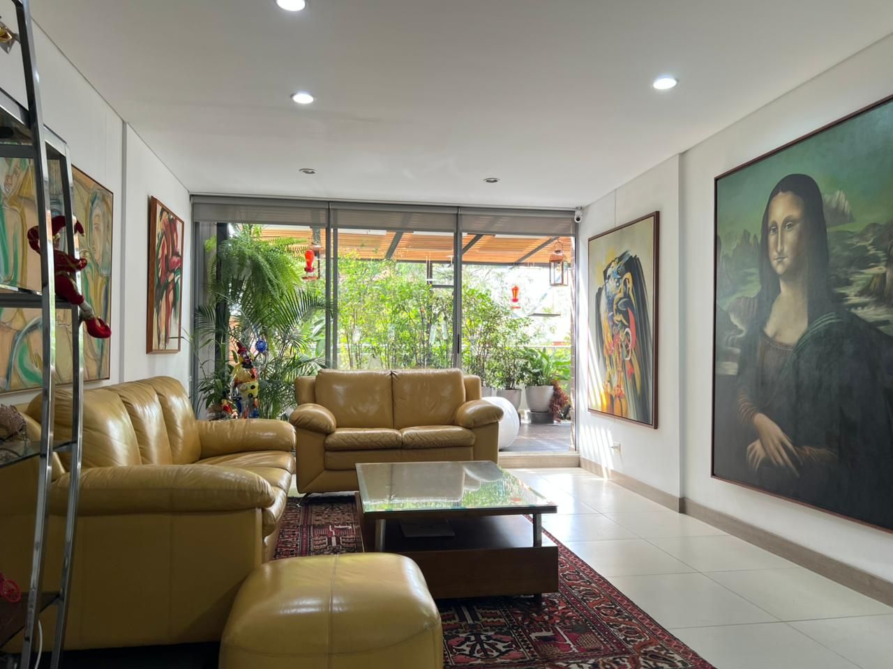 Apartamento en venta Antioquia Envigado La Inmaculada 80 m2 Habitaciones 2 Baños 3 Garajes 3 Precio $1080000000