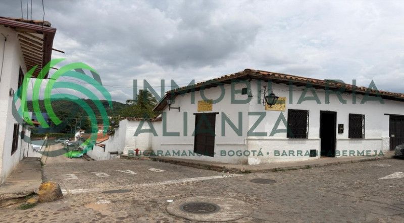 Casa en venta Santander Girón Centro 141 m2 Habitaciones 5 Baños 2 Garajes 0 Precio $3000000000