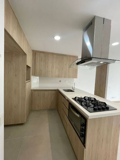 Apartamento en arriendo Antioquia Medellín La Candelaria 70 m2 Habitaciones 2 Baños 2 Garajes 1 Precio $4000000