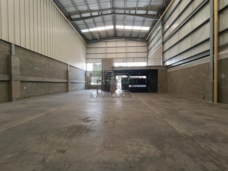 Bodega en arriendo Antioquia Bello Parque Tulio Ospina 600 m2 Habitaciones 0 Baños 2 Garajes 0 Precio $18000000