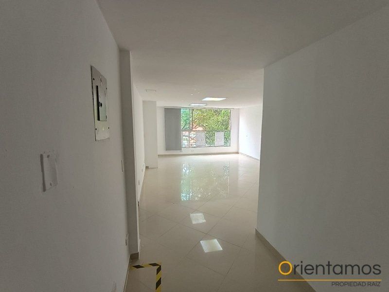 Oficina en arriendo Antioquia Medellín Suramericana 85 m2 Habitaciones 0 Baños 1 Garajes 0 Precio $5900000