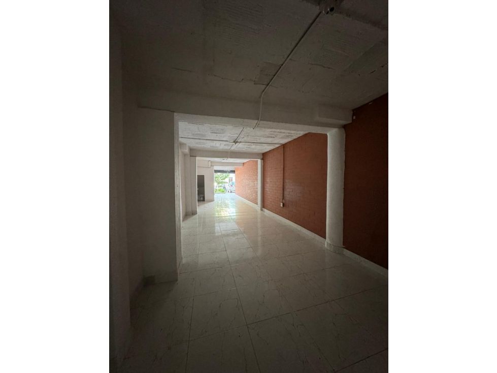 Local en arriendo Antioquia Itagüí Playa Rica 110 m2 Habitaciones 0 Baños 0 Garajes 0 Precio $5300000