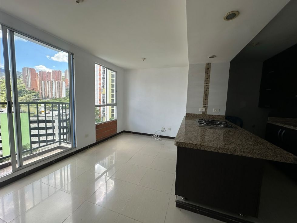 Apartamento en arriendo Antioquia Medellín Santa Rosa De Lima 60 m2 Habitaciones 3 Baños 2 Garajes 0 Precio $2300000