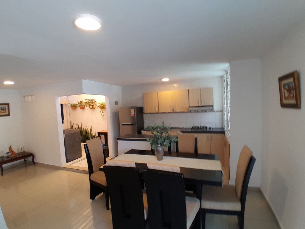 Apartamento en arriendo Atlántico Barranquilla Paraiso 80 m2 Habitaciones 3 Baños 2 Garajes 1 Precio $2700000