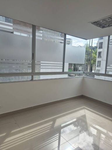 Consultorio en arriendo Risaralda Pereira Los Alpes 39 m2 Habitaciones 0 Baños 1 Garajes 1 Precio $2915000