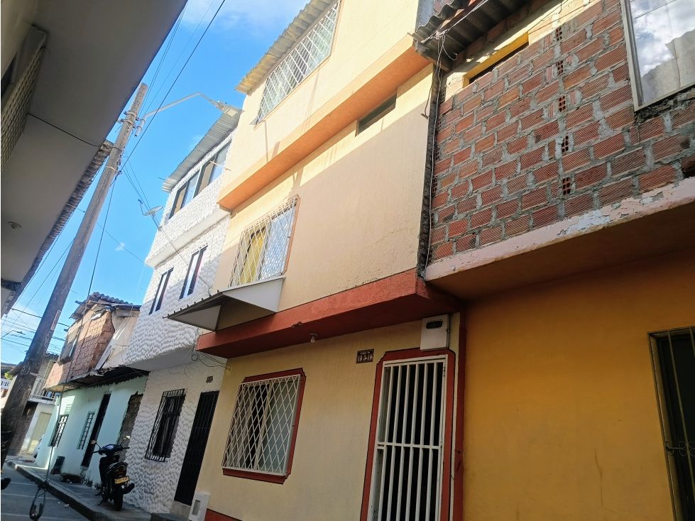 Casa en venta Valle Del Cauca Cali San Pedro 70 m2 Habitaciones 3 Baños 3 Garajes 0 Precio $199900000