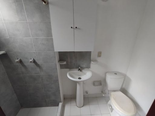 Apartamento en arriendo Valle Del Cauca Cali Los Alcázares 60 m2 Habitaciones 3 Baños 2 Garajes 0 Precio $950000