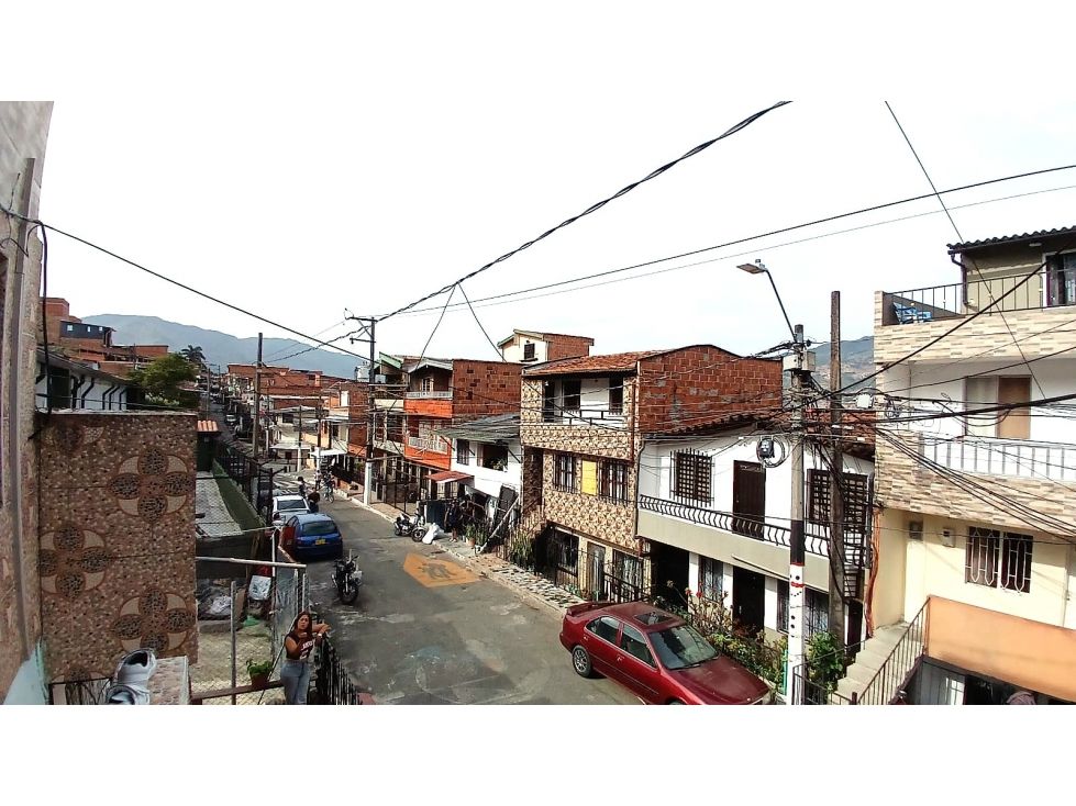 Apartamento en venta Antioquia Medellín San Martin De Porres 128 m2 Habitaciones 3 Baños 2 Garajes 0 Precio $340000000
