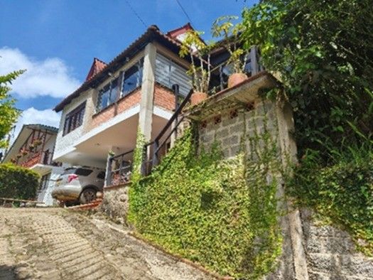 Casa en venta Valle Del Cauca Yumbo Yumbo 300 m2 Habitaciones 4 Baños 2 Garajes 2 Precio $700000000