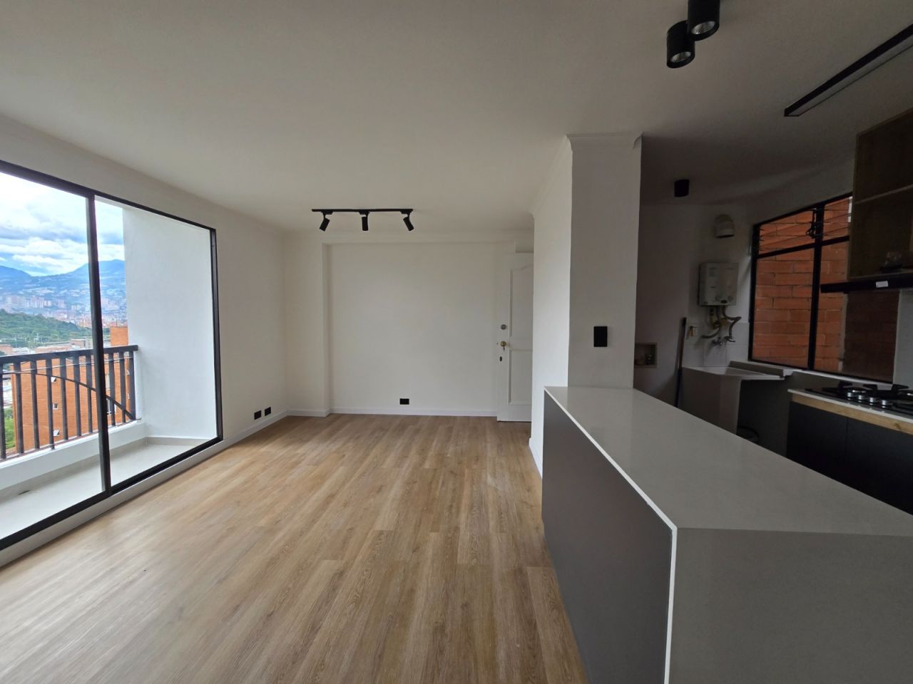 Apartamento en venta Antioquia Medellín Castropol 60 m2 Habitaciones 2 Baños 2 Garajes 1 Precio $560000000