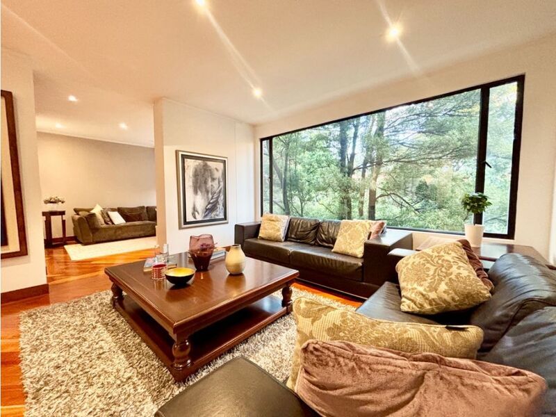Apartamento en venta Cundinamarca Bogotá Santa Bibiana 203 m2 Habitaciones 4 Baños 4 Garajes 3 Precio $1650000000
