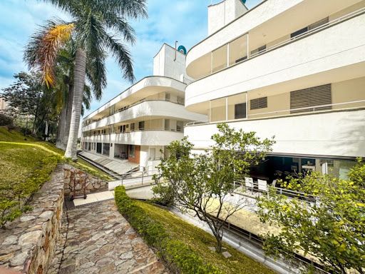 Apartamento en venta Valle Del Cauca Cali Cr Cerro Cristales 102 m2 Habitaciones 3 Baños 3 Garajes 2 Precio $650000000