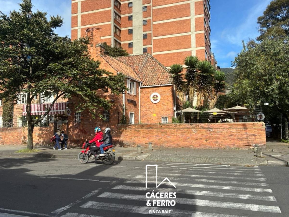 Local en arriendo Cundinamarca Bogotá La Estrada 220 m2 Habitaciones 0 Baños 5 Garajes 3 Precio $9000000
