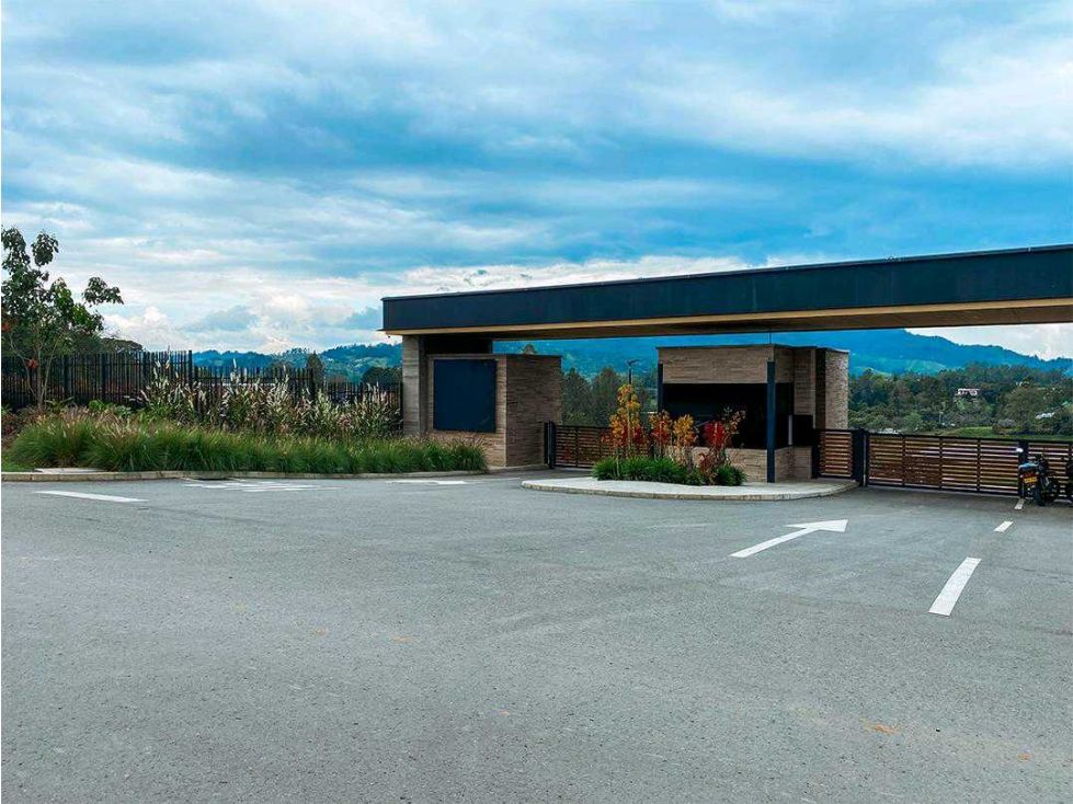 Lote en venta Antioquia El Retiro El Retiro 2 m2 Habitaciones 0 Baños 0 Garajes 0 Precio $1180000000