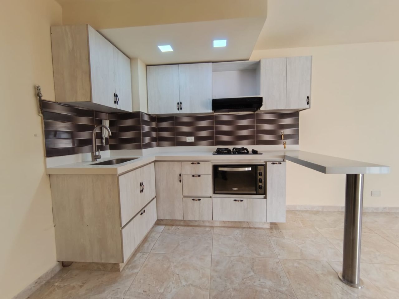 Apartamento en arriendo Antioquia Medellín Calasanz 50 m2 Habitaciones 2 Baños 1 Garajes 1 Precio $2200000