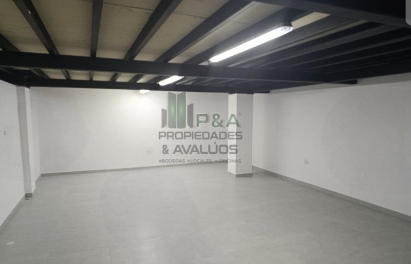 Local en arriendo Antioquia Envigado Trianon 152 m2 Habitaciones 0 Baños 1 Garajes 0 Precio $15000000