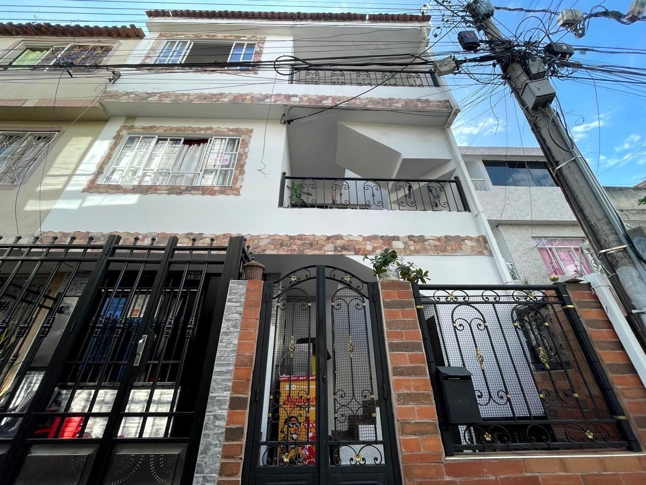 Apartamento en venta Santander Bucaramanga Los Heroes 71 m2 Habitaciones 3 Baños 2 Garajes 0 Precio $235000000