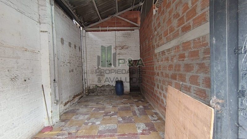 Bodega en arriendo Antioquia Medellín Manrique Central No2 30 m2 Habitaciones 0 Baños 1 Garajes 0 Precio $3500000