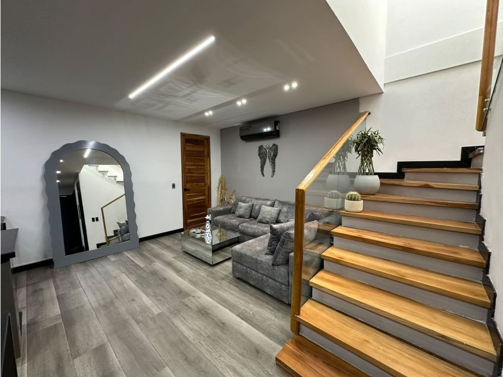 Casa en venta Antioquia Rionegro San Antonio 118 m2 Habitaciones 3 Baños 3 Garajes 2 Precio $1550000000