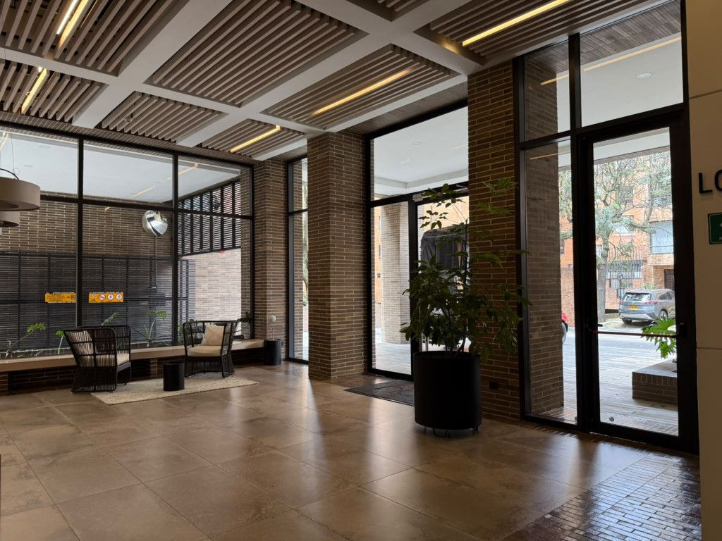 Apartamento en venta Cundinamarca Bogotá La Carolina 303 m2 Habitaciones 3 Baños 4 Garajes 6 Precio $3250000000
