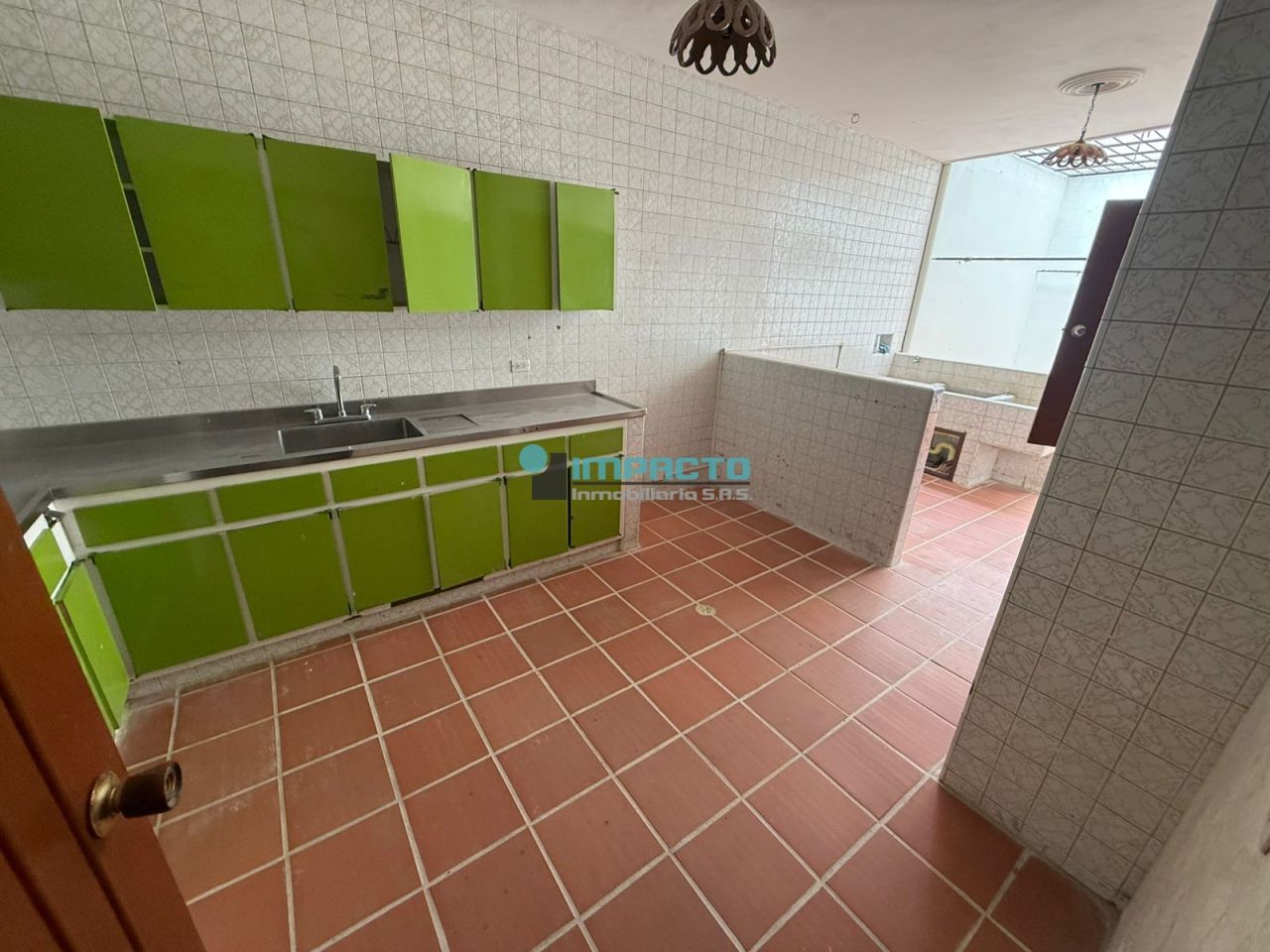 Casa en arriendo Antioquia Medellín Rosales 328 m2 Habitaciones 6 Baños 5 Garajes 1 Precio $10000000