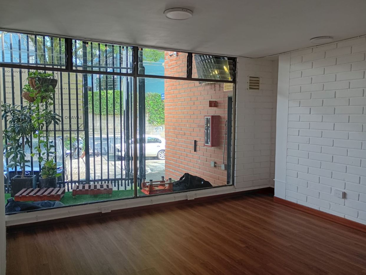 Local en venta Antioquia Itagüí Santa Maria Et I 56 m2 Habitaciones 0 Baños 1 Garajes 0 Precio $510000000