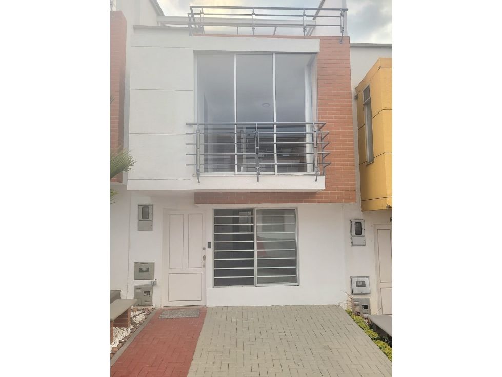 Casa en venta Risaralda Pereira Ur Bulevar De Las Villas 154 m2 Habitaciones 4 Baños 4 Garajes 2 Precio $790000000