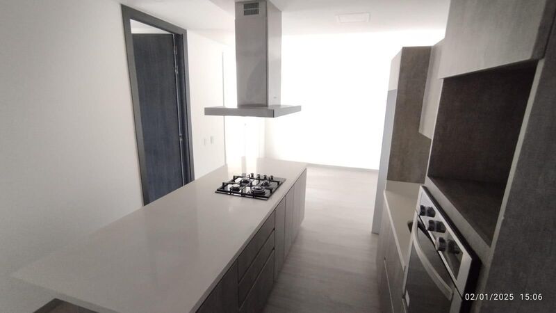 Apartamento en venta Risaralda Pereira Los Corales 69 m2 Habitaciones 2 Baños 2 Garajes 1 Precio $450000000