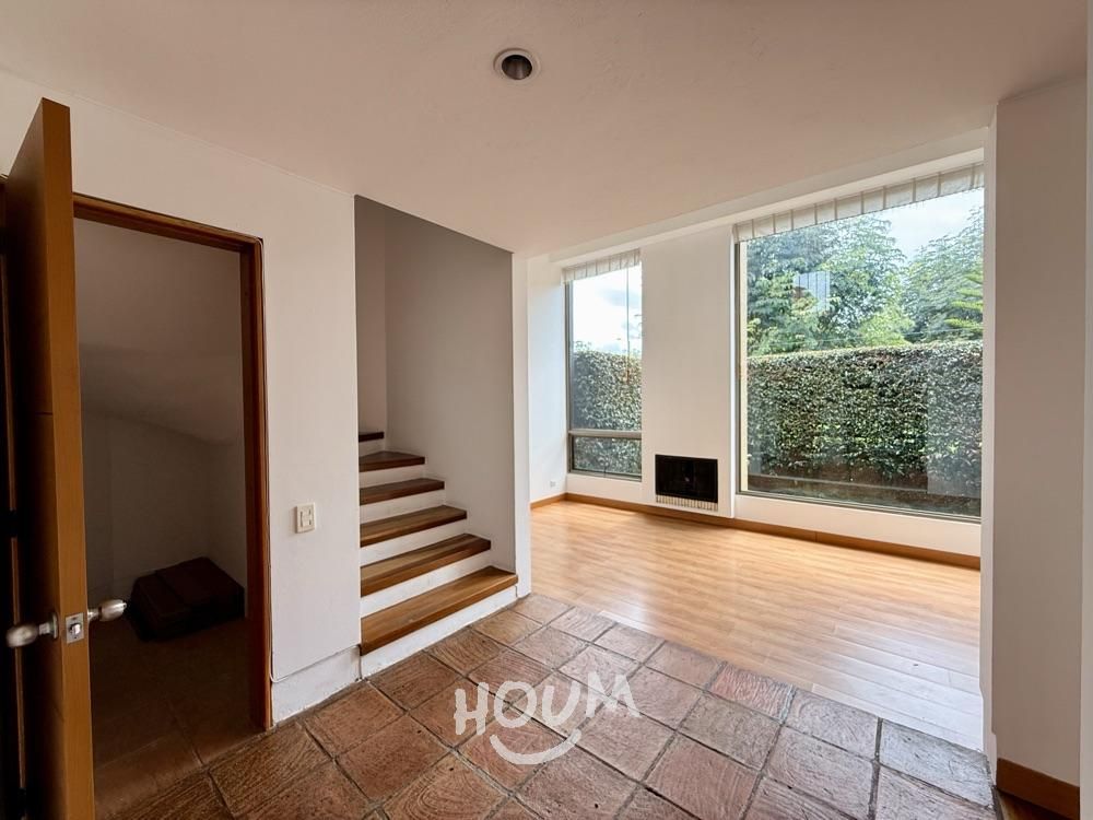 Casa en venta Cundinamarca Bogotá Conejera 190 m2 Habitaciones 4 Baños 5 Garajes 2 Precio $1150000000