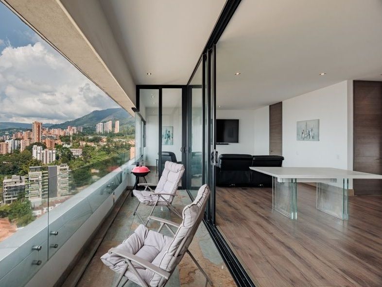 Apartamento en venta Antioquia Medellín San Lucas 212 m2 Habitaciones 2 Baños 4 Garajes 2 Precio $2162000000