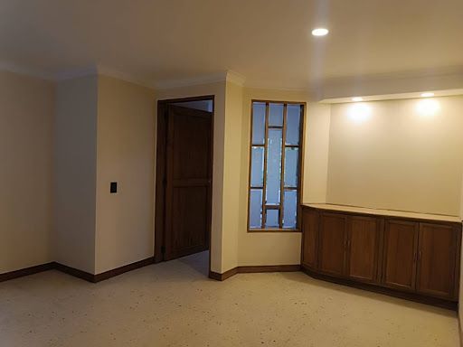 Apartaestudio en arriendo Antioquia Medellín Castropol 40 m2 Habitaciones 1 Baños 1 Garajes 1 Precio $2700000