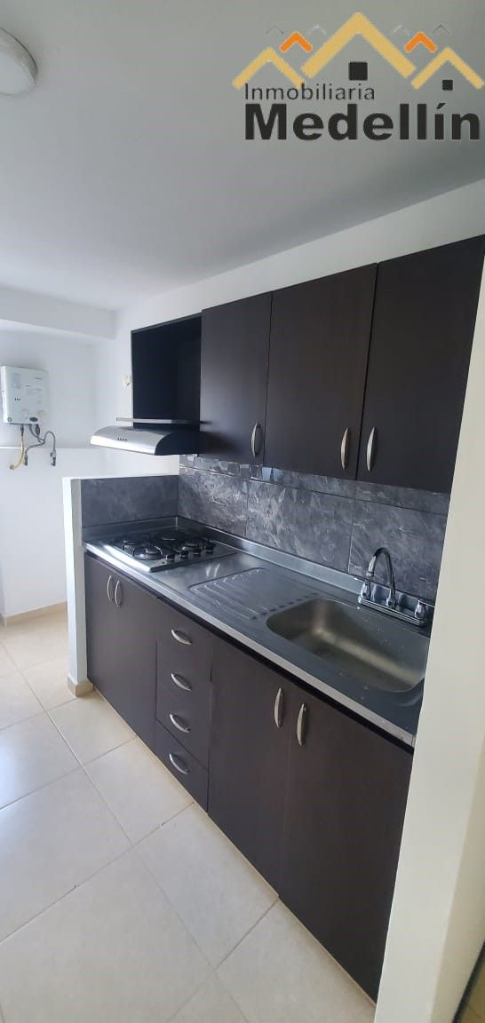 Apartamento en arriendo Antioquia Itagüí Cr Torres De Barcelona 77 m2 Habitaciones 3 Baños 2 Garajes 1 Precio $2250000