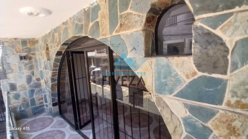 Casa en arriendo Antioquia Itagüí Ferrara 120 m2 Habitaciones 3 Baños 3 Garajes 0 Precio $2550000