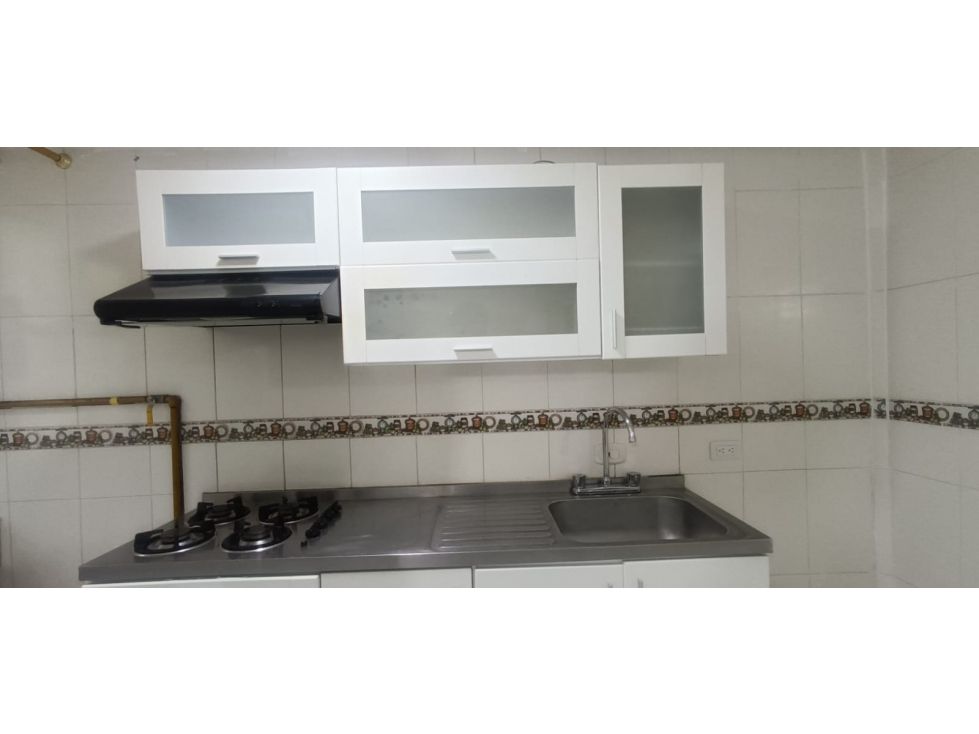 Apartamento en arriendo Antioquia Medellín Miraflores 70 m2 Habitaciones 4 Baños 2 Garajes 0 Precio $1700000