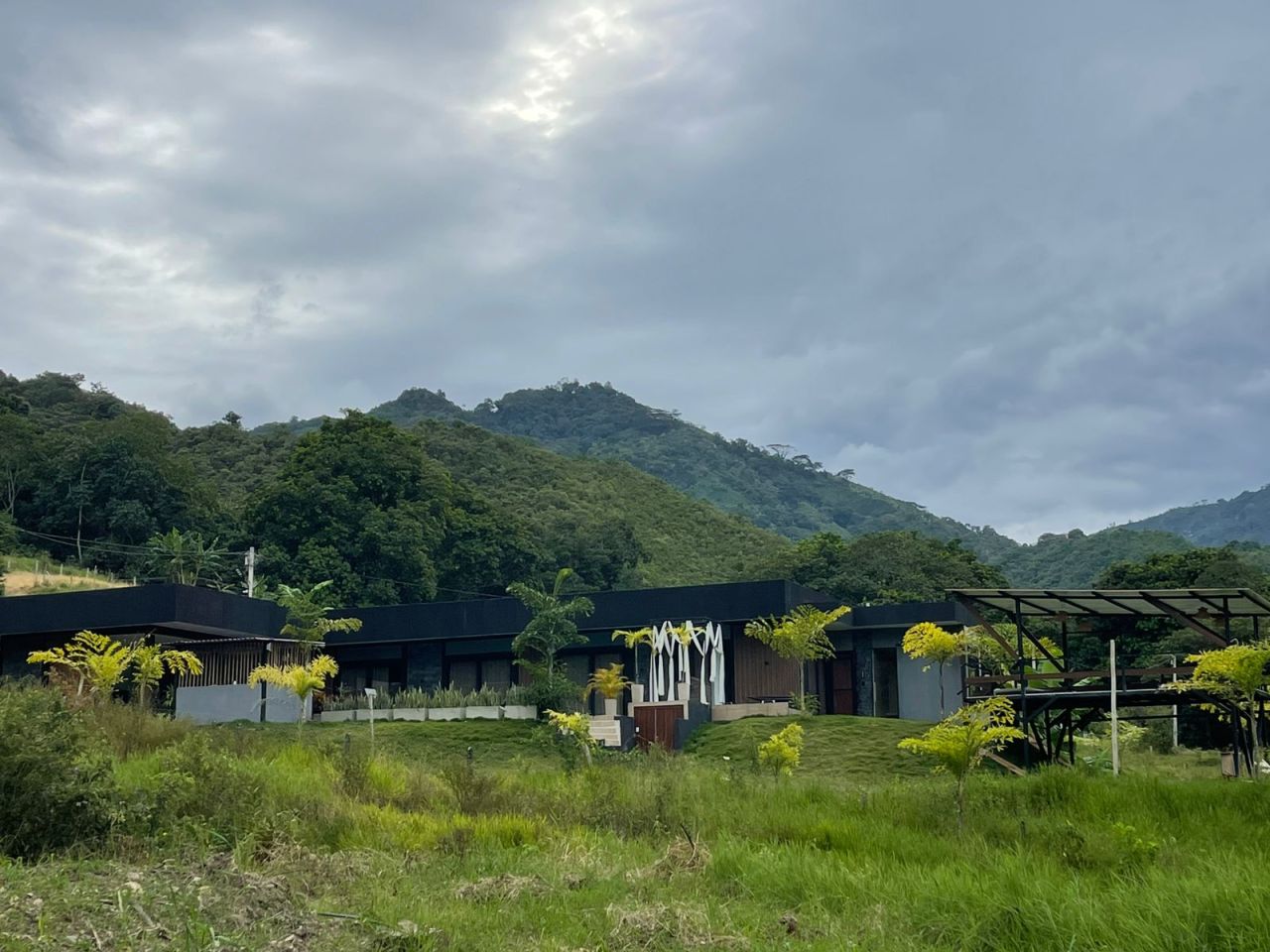 Casa Campestre en venta Tolima Ibagué Vereda El Totumo 2000 m2 Habitaciones 4 Baños 3 Garajes 6 Precio $1500000000