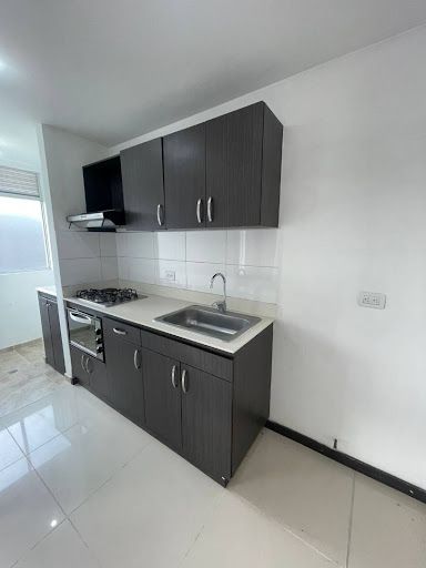 Apartamento en arriendo Antioquia Itagüí Cr Rivera De Suramerica 75 m2 Habitaciones 3 Baños 2 Garajes 1 Precio $2700000