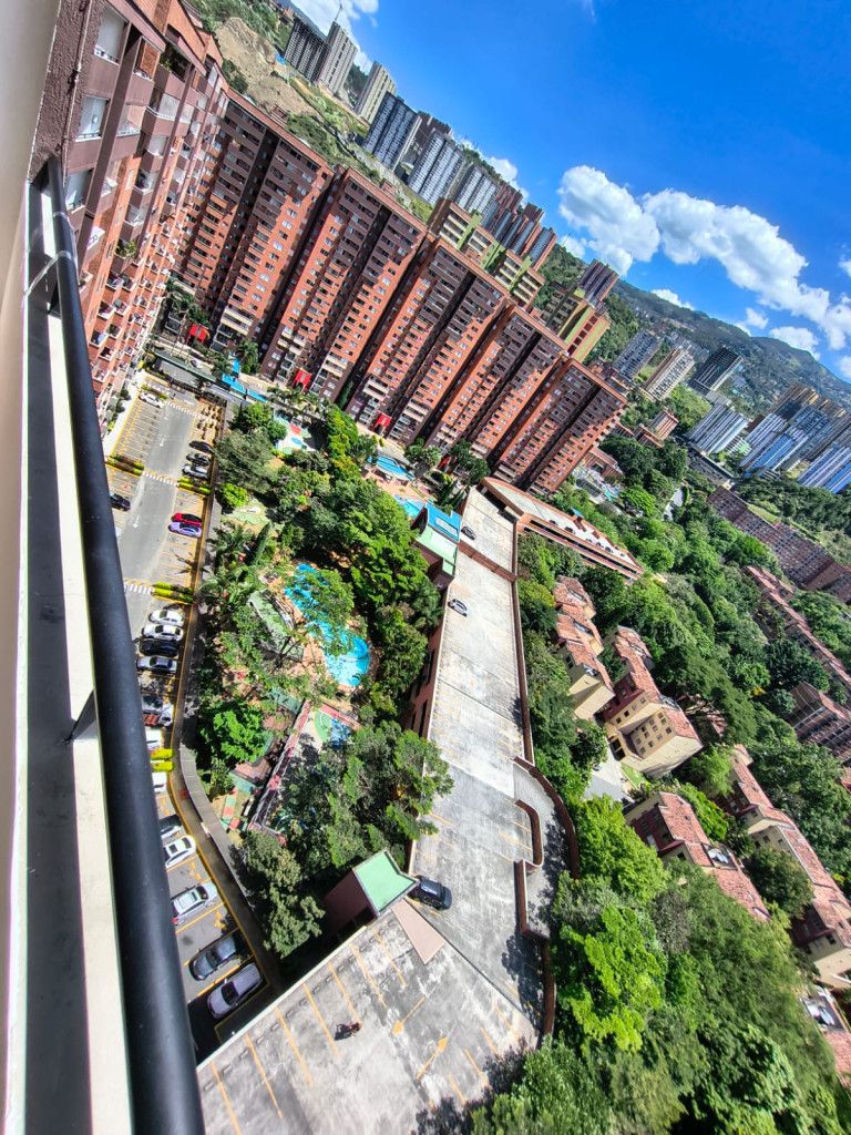 Apartamento en arriendo Antioquia Medellín Calasanz Parte Alta 80 m2 Habitaciones 3 Baños 2 Garajes 1 Precio $3180000