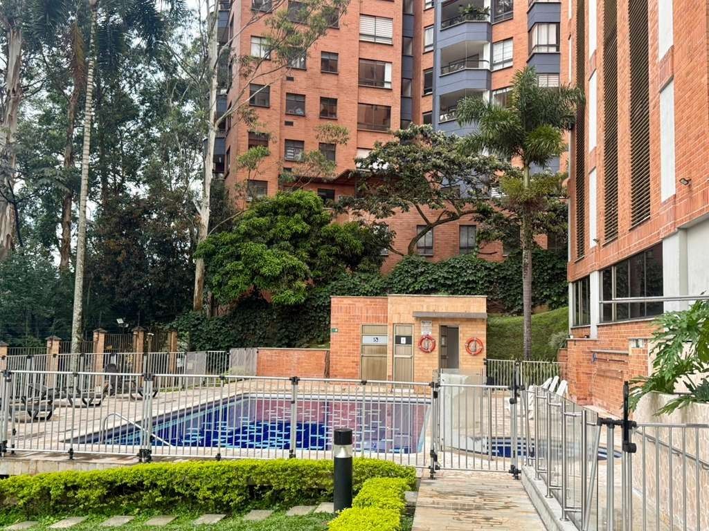 Apartamento en venta Antioquia Medellín Urbanizacion Villa Paula 156 m2 Habitaciones 4 Baños 4 Garajes 2 Precio $1200000000