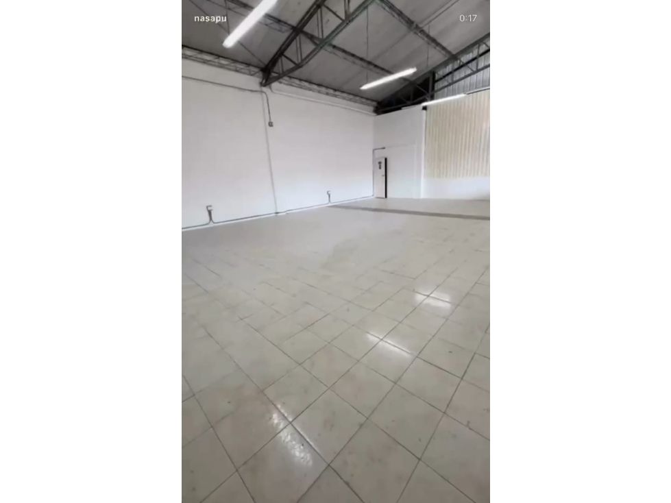 Bodega en arriendo Antioquia Medellín Los Balsos No1 1200 m2 Habitaciones 0 Baños 8 Garajes 2 Precio $49500000000