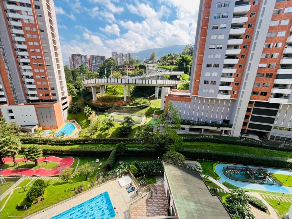 Apartamento en arriendo Antioquia Envigado Loma Del Atravesado 96 m2 Habitaciones 3 Baños 3 Garajes 2 Precio $4100000