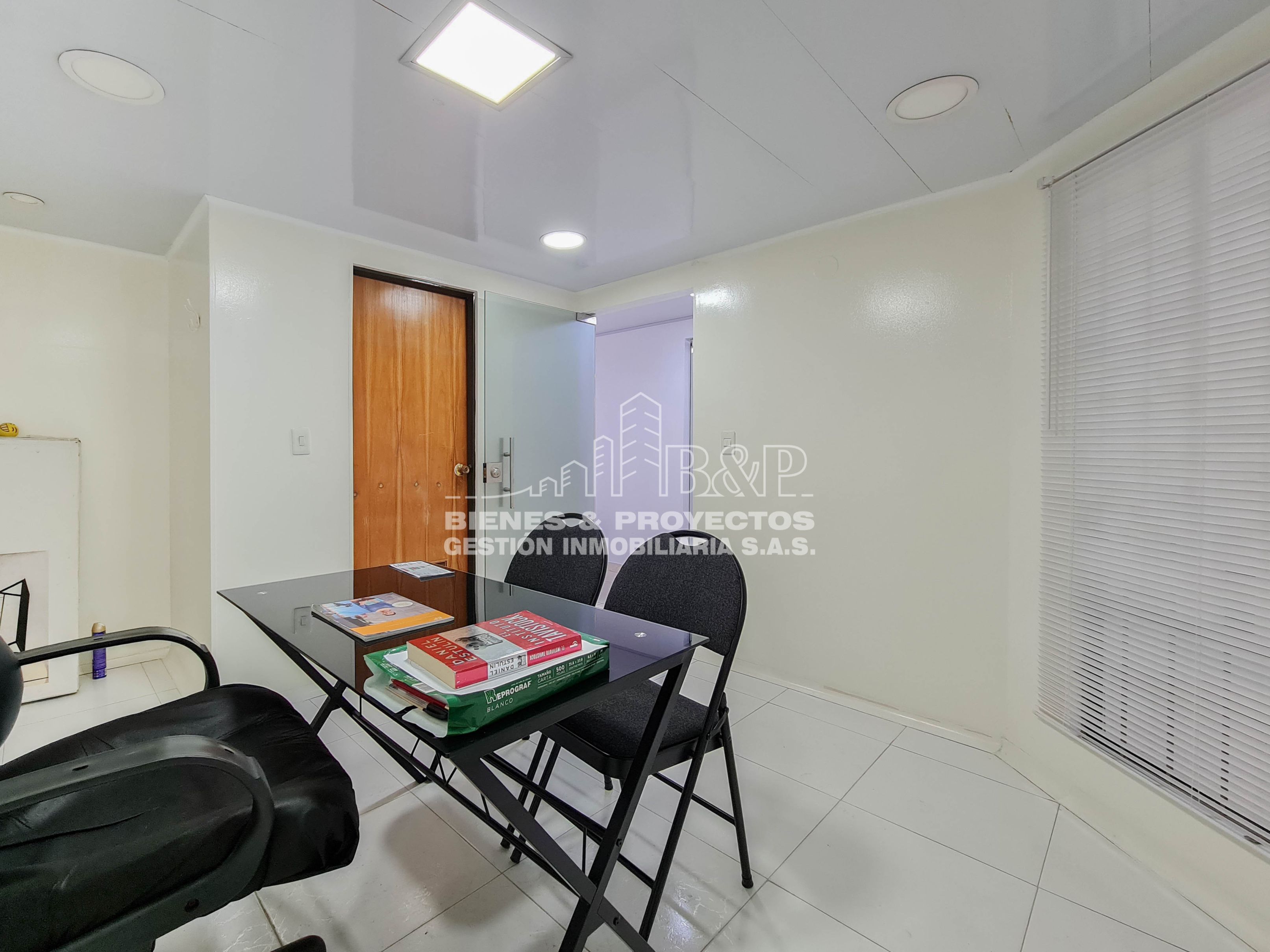 Consultorio en arriendo o venta Cundinamarca Zipaquirá Algarra Iii 14 m2 Habitaciones 0 Baños 1 Garajes 0 Precio venta $117000000 Precio arriendo $1100000